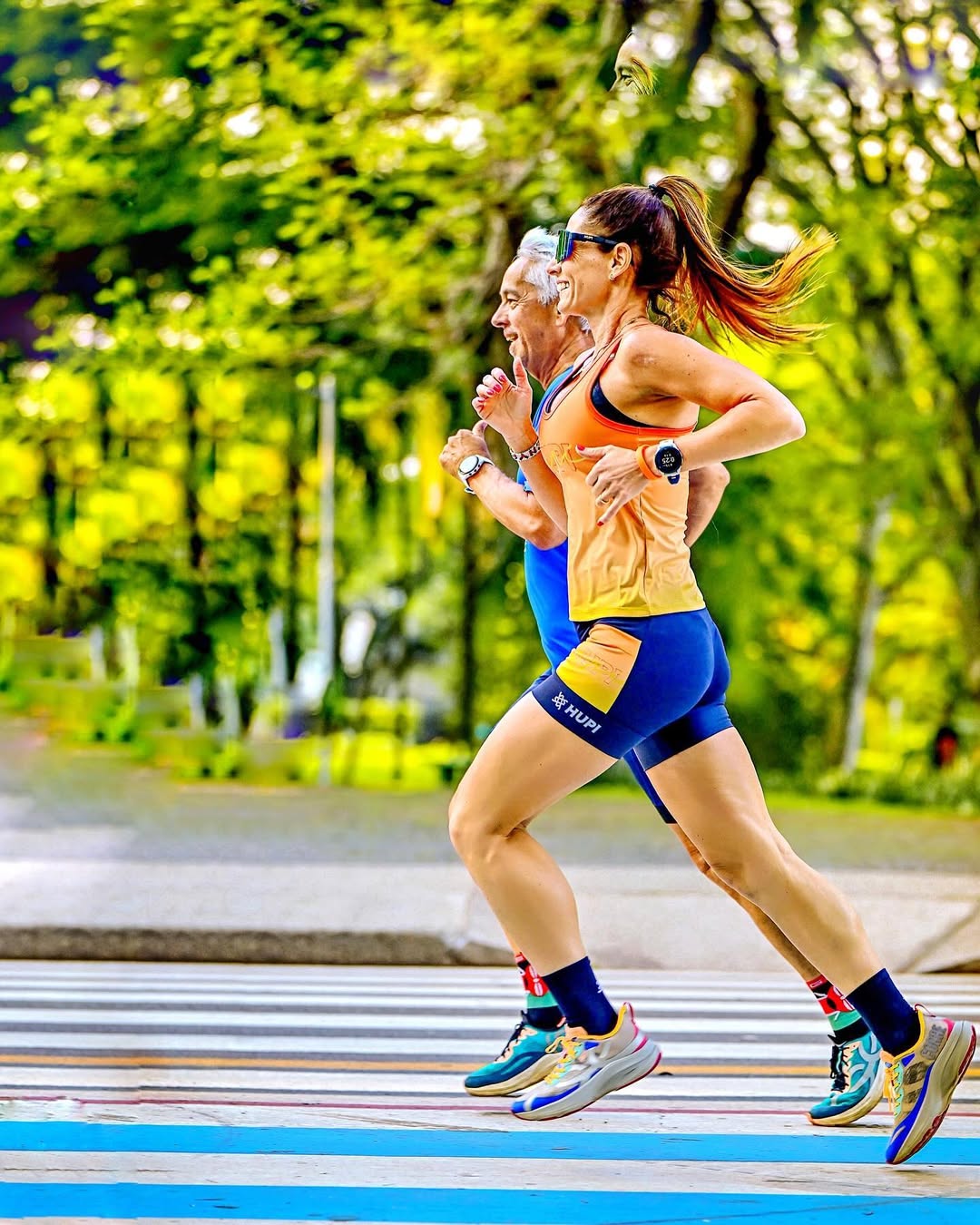 durante e depois de uma maratona.
4. Evitando a hiponatremia: Estratégias de hidratação para maratonistas.
5. Teste de hidratação: Como usar seus treinos para encontrar a melhor estratégia.