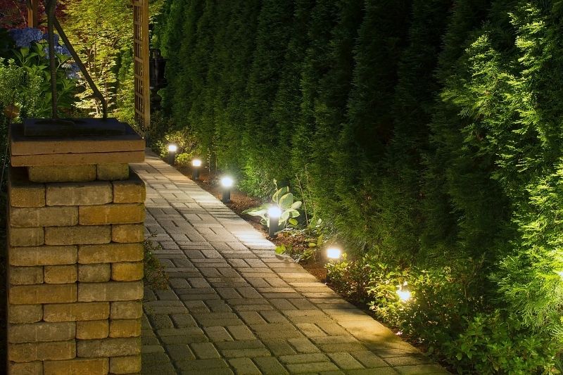 dicas de iluminação externa para jardim