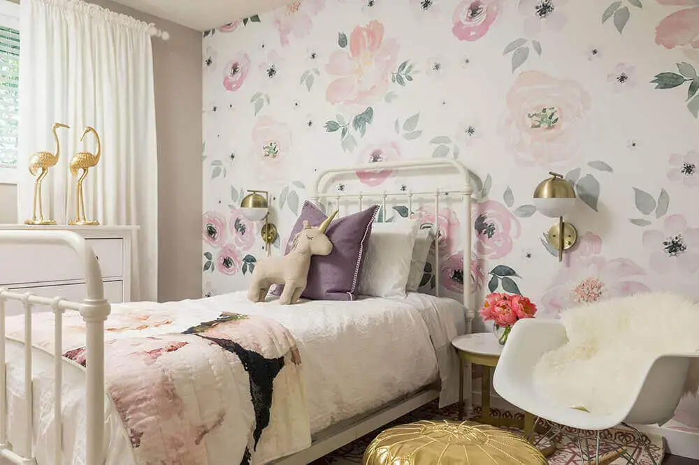 dicas para decorar quarto com papel de parede floral