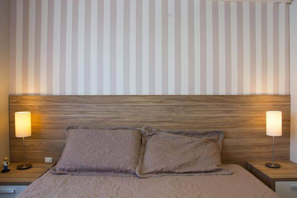 Como escolher a orientação ideal do papel de parede listrado para seu quarto