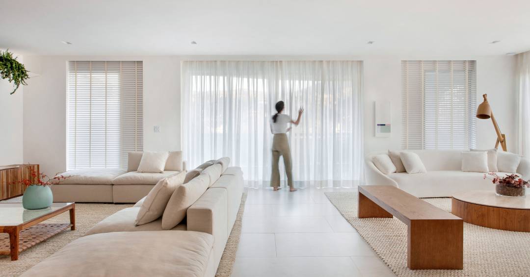 Decoração com Cortinas Brancas: Dicas de Contraste e Harmonização