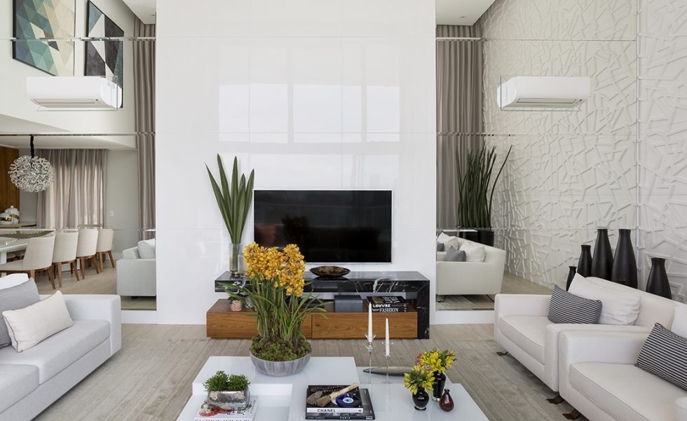 dicas para decorar sala com pé direito alto