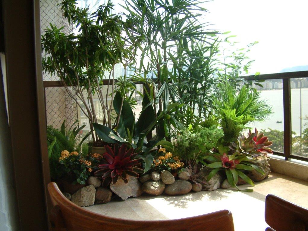 Decoração Criativa com Frutíferas na Varanda