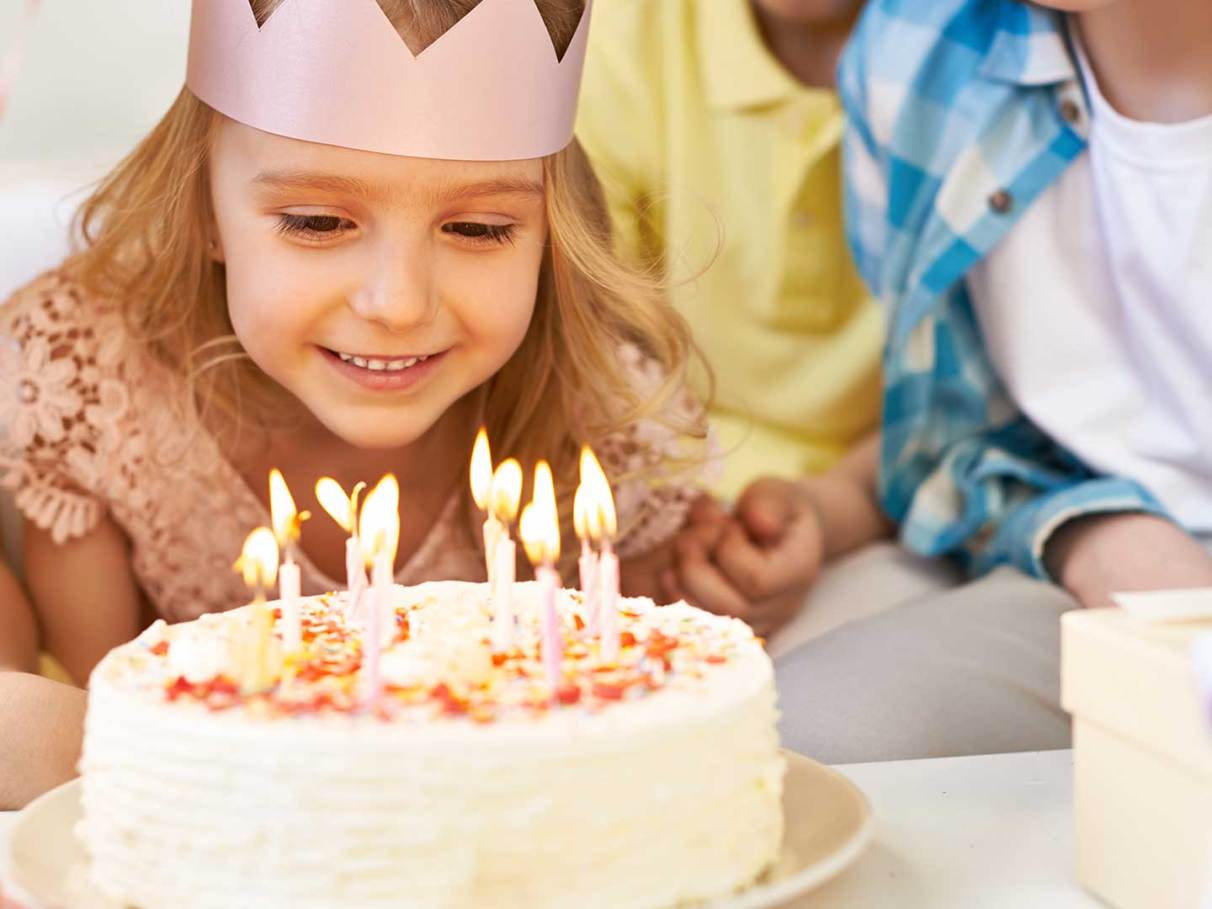 Ideias de temas de decoração baratos para festas infantis