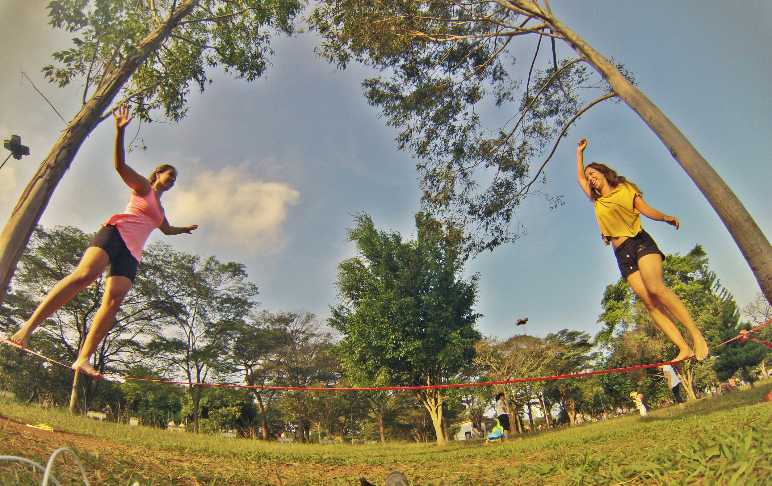 Dominando o Equilíbrio Estático: Exercícios Essenciais para Slackline
