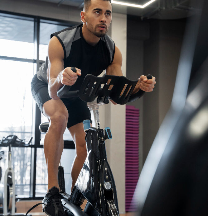 Como Montar um Treino de Spinning Personalizado em Casa