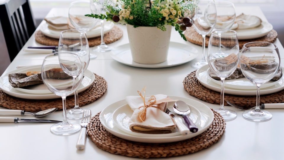 A Importância da Paleta de Cores na Mesa Posta