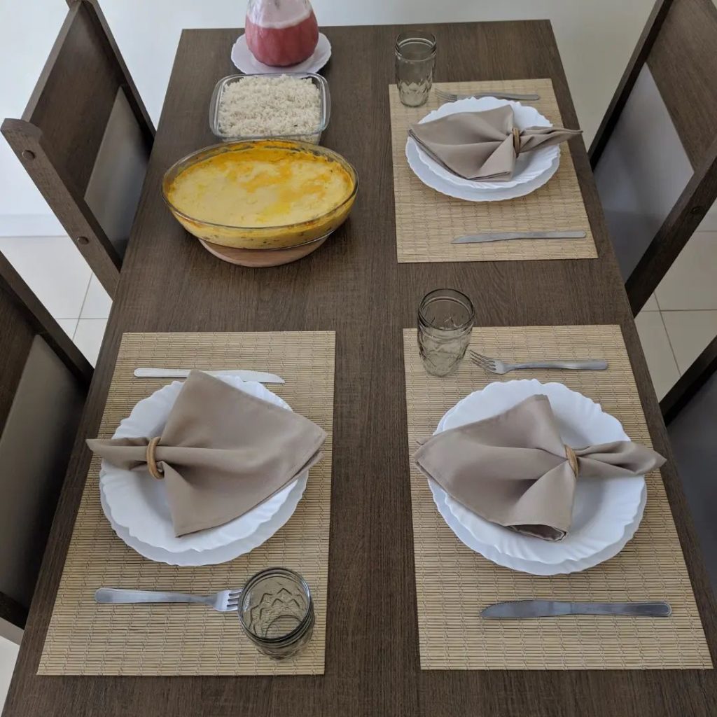 dicas para montar mesa posta simples