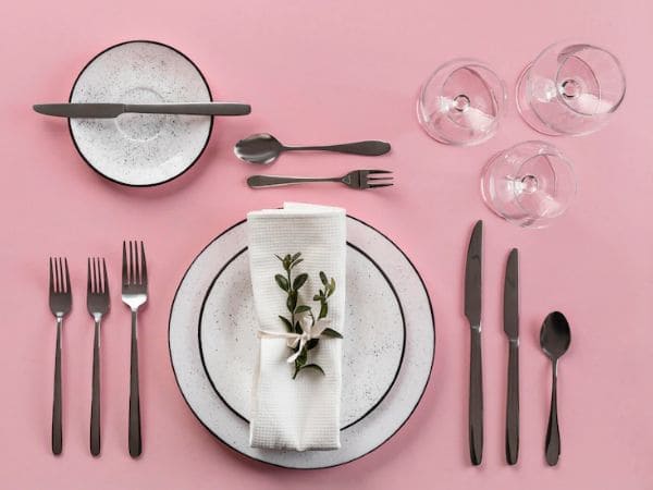 Guia Completo: Talheres e Seus Usos Corretos