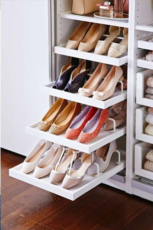 dicas para organizar sapatos no closet pequeno