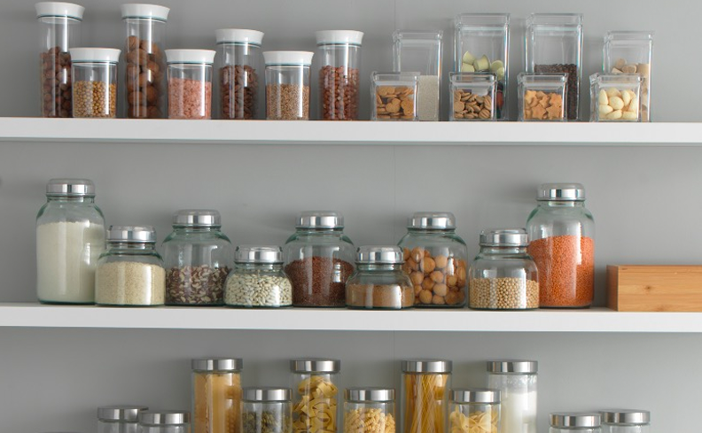 Soluções criativas para temperos em cozinhas pequenas