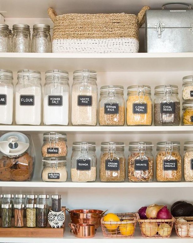 Soluções criativas para temperos em cozinhas pequenas