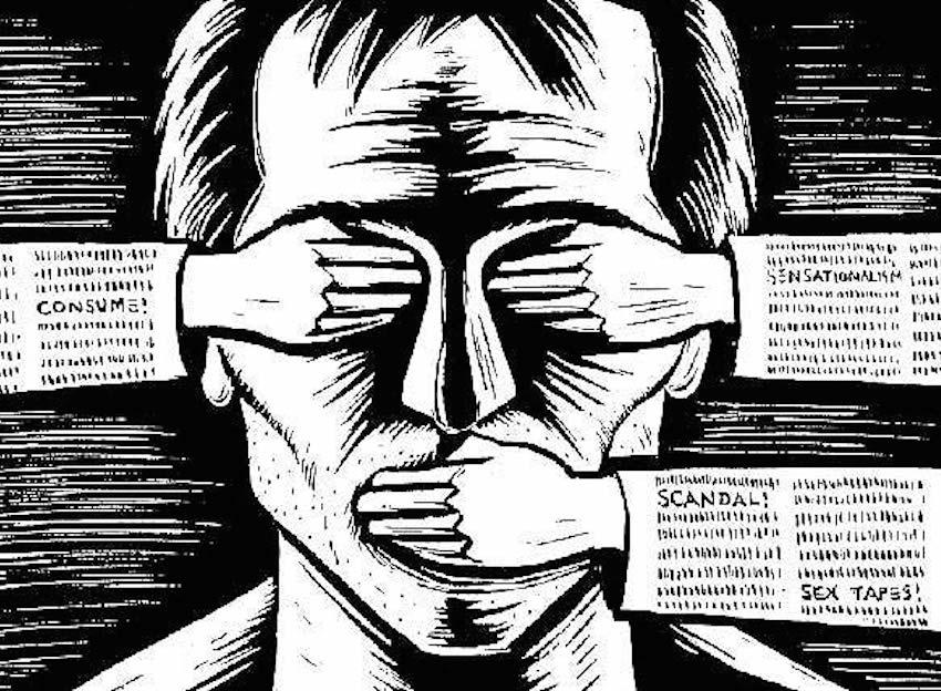 diferença entre autoritarismo e totalitarismo