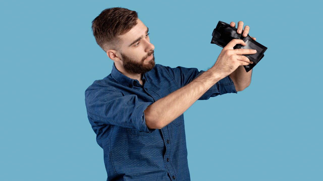 erros financeiros comuns que impedem de enriquecer