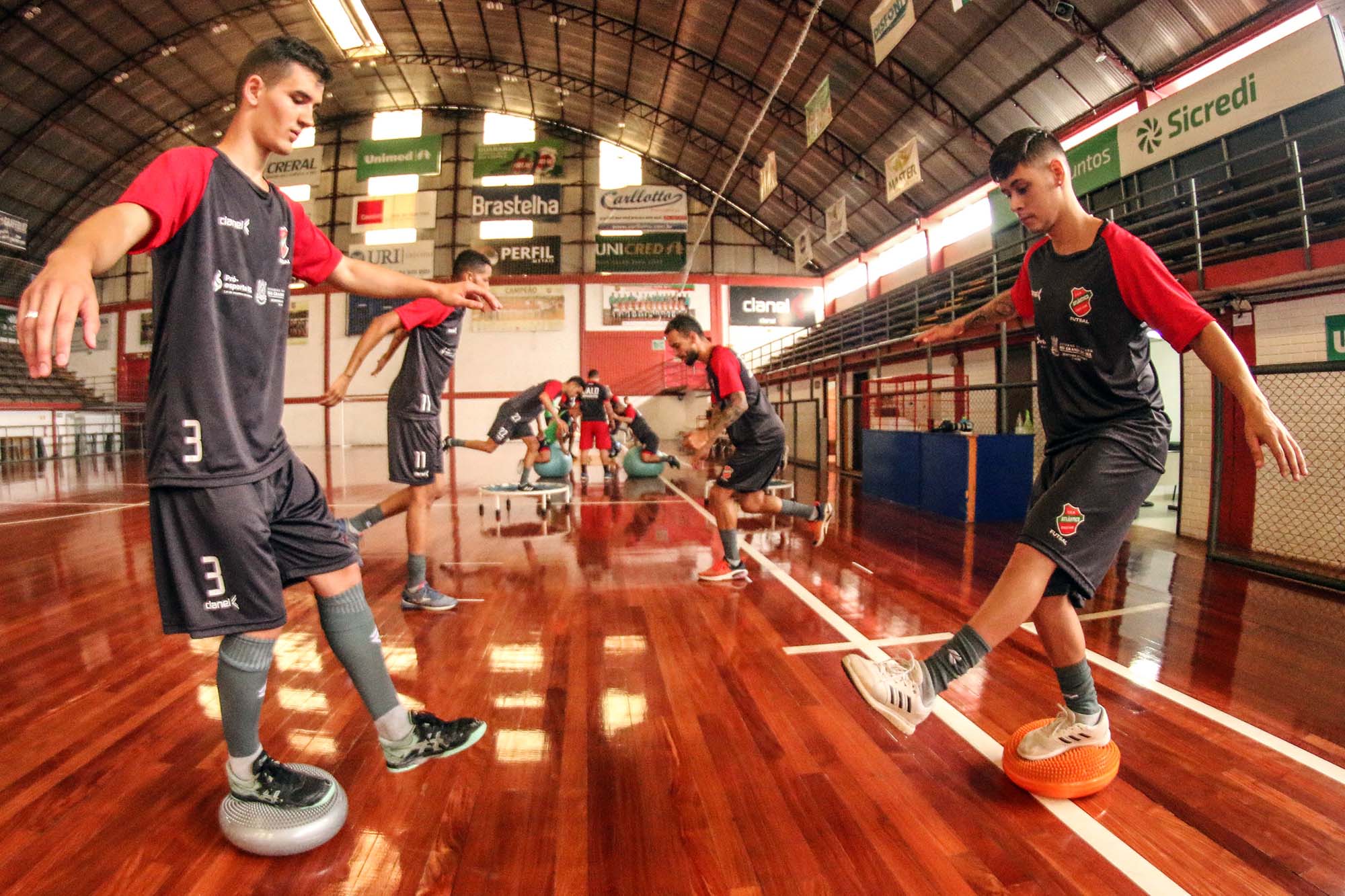 Propriocepção para Corredores: 5 Exercícios Essenciais para Prevenir Lesões