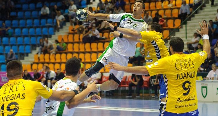 Treinamento de Core e Quadril: A Base para Fintas Poderosas no Handebol