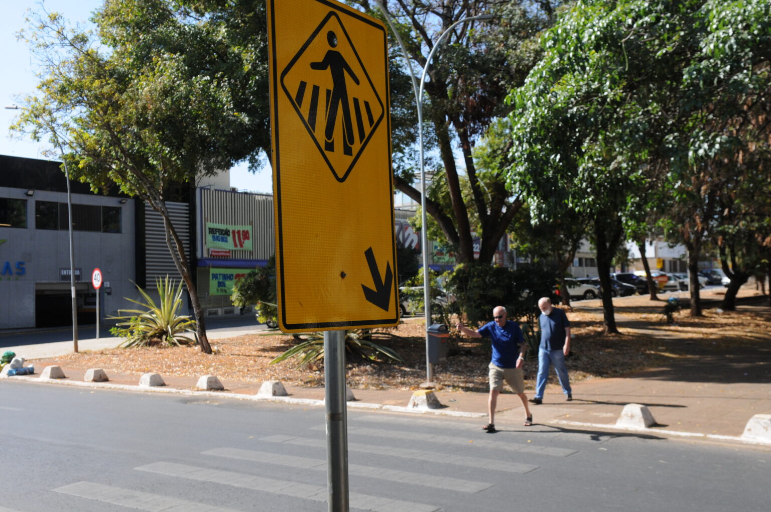As leis de trânsito em Brasília: O que diz o CTB sobre faixas de pedestres?