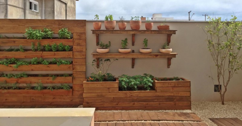 Ideias Criativas de Decoração com Jardins Verticais