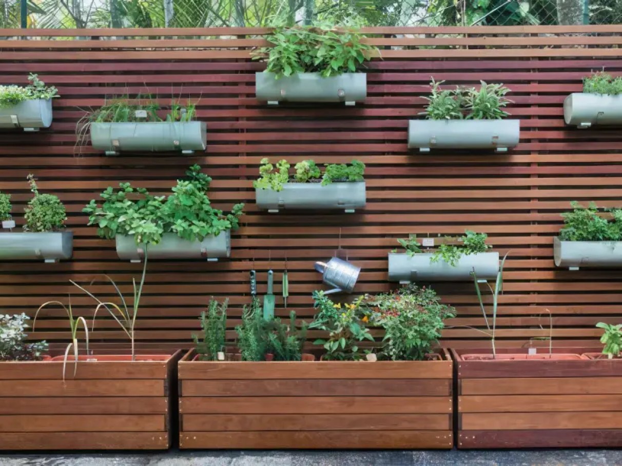 Os Melhores Vasos para Horta Vertical: Escolha Ideal para Cada Planta