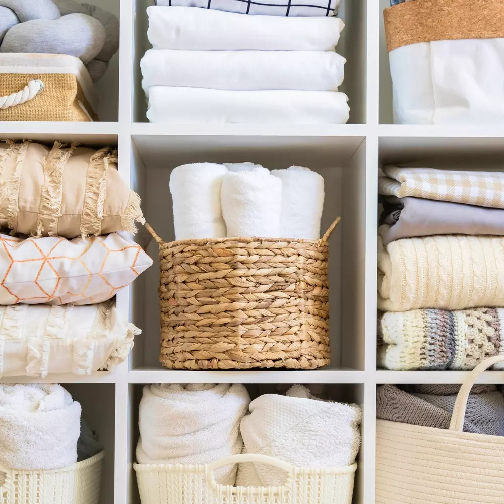 Como escolher o cesto de vime ideal para cada ambiente