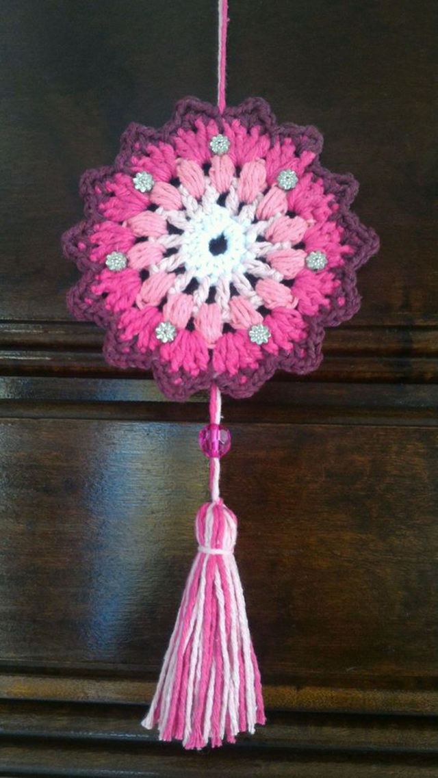 Transforme sua Sala: 7 Ideias de Decoração com Maxi Crochê e Fios Gigantes