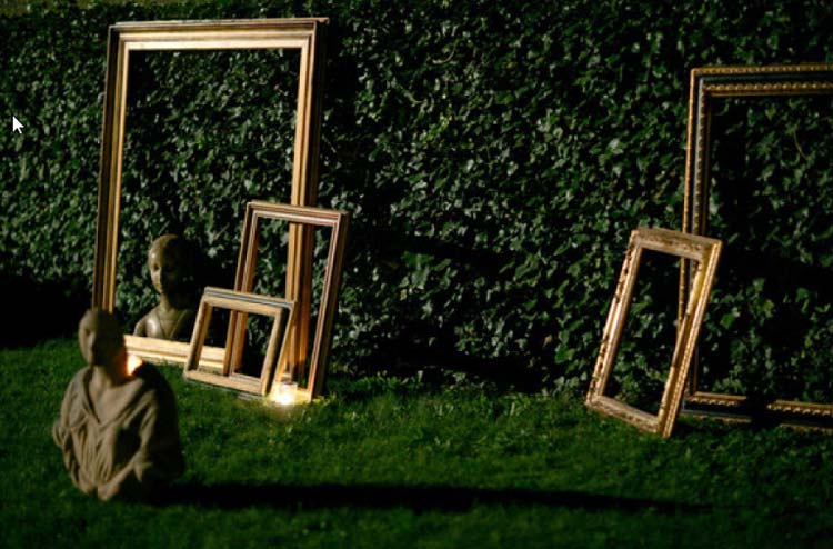 5 maneiras criativas de usar molduras vazias na decoração