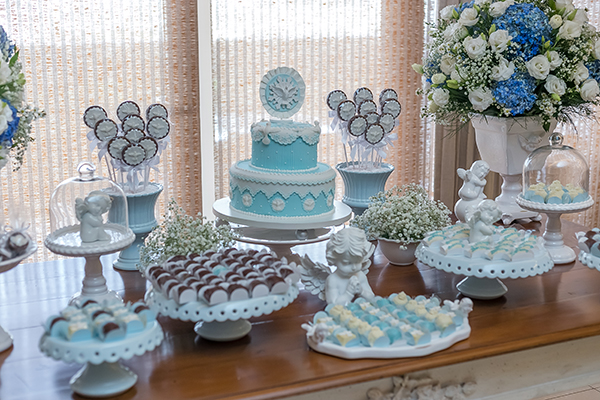 ideias de decoração para batizado de menino