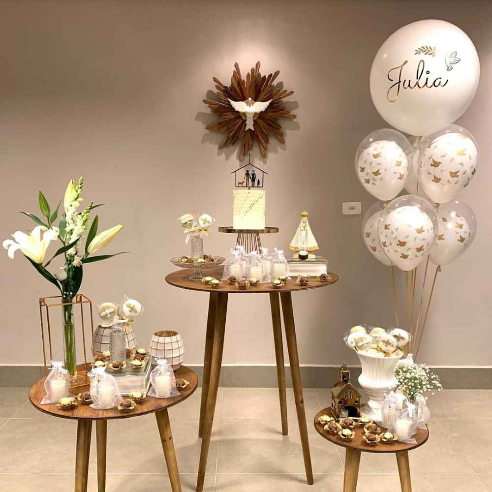 Paleta de Cores Perfeita para um Batizado Sereno