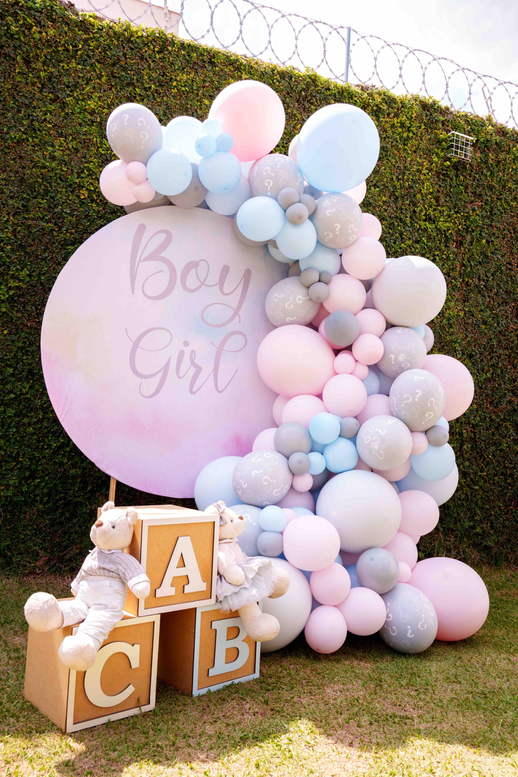 Como Fazer um Painel de Balões Incrível para Chá Revelação