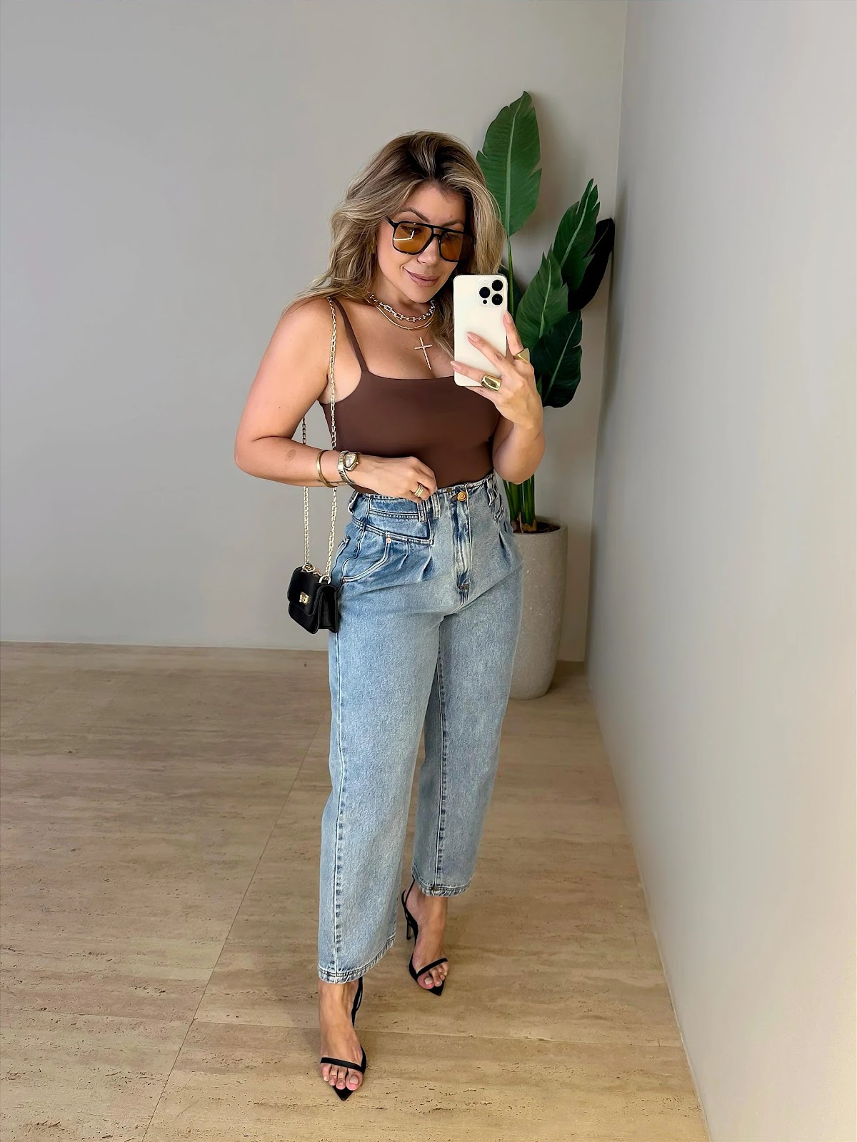 ideias de looks com calça jeans e blazer