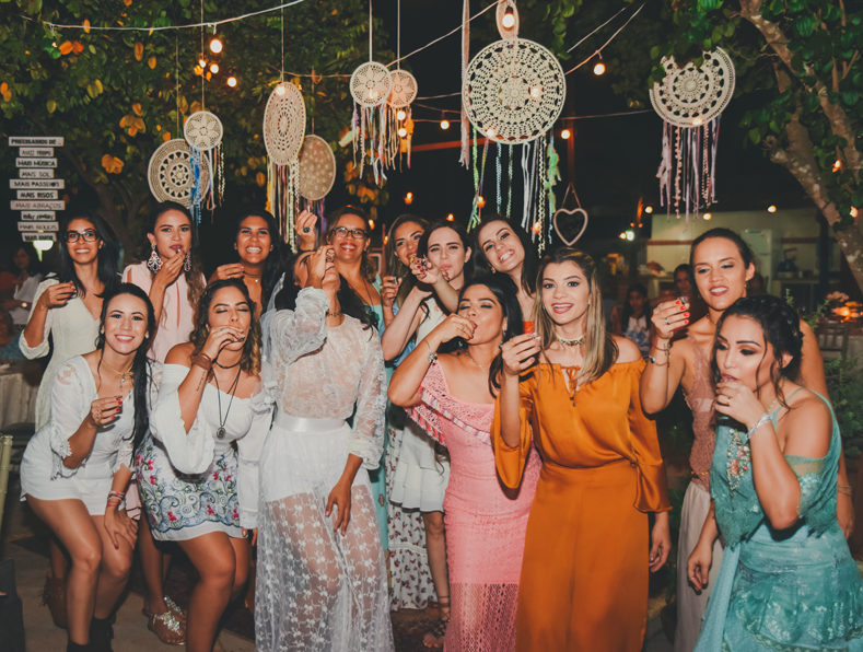 5 Vestidos Midi Perfeitos para Chá de Panela