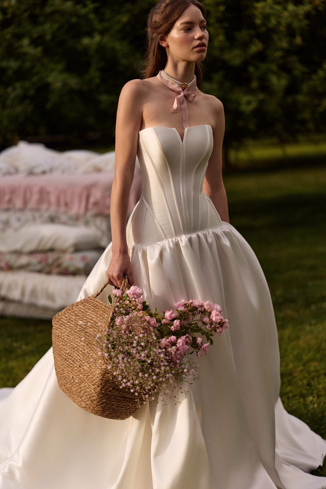 5 Vestidos Midi Perfeitos para Chá de Panela