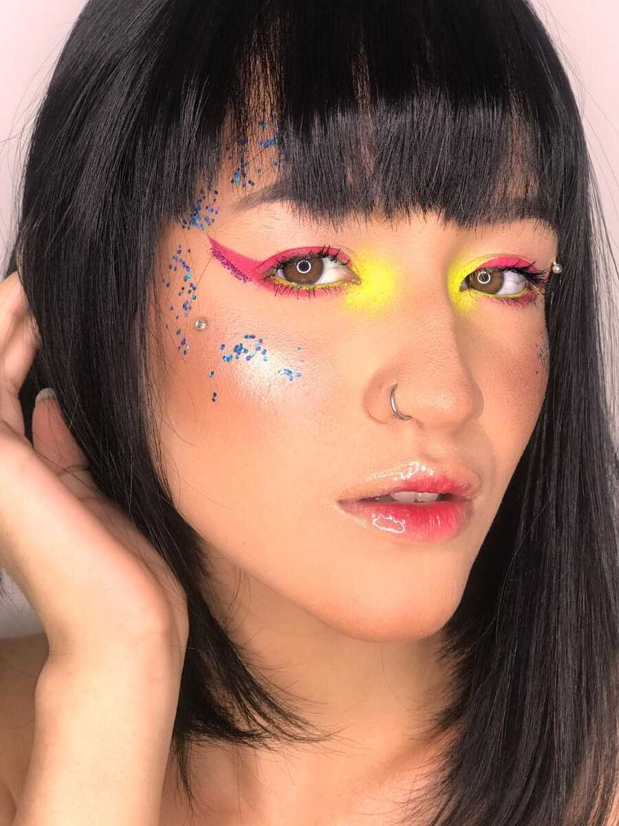 ideias de maquiagem neon para eventos