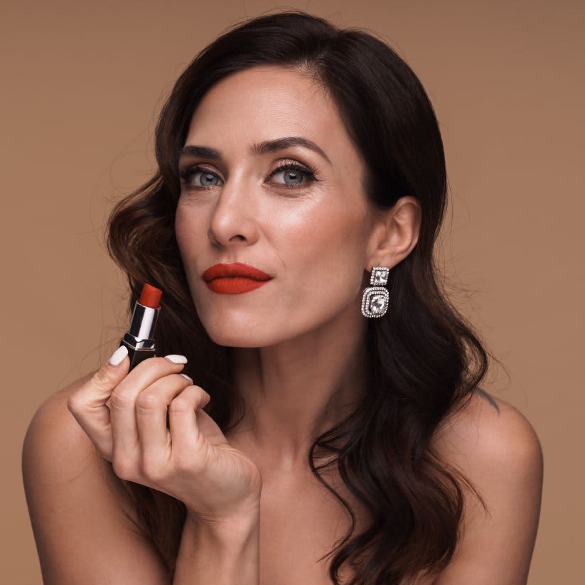 Como escolher o batom vermelho perfeito para o Dia dos Namorados