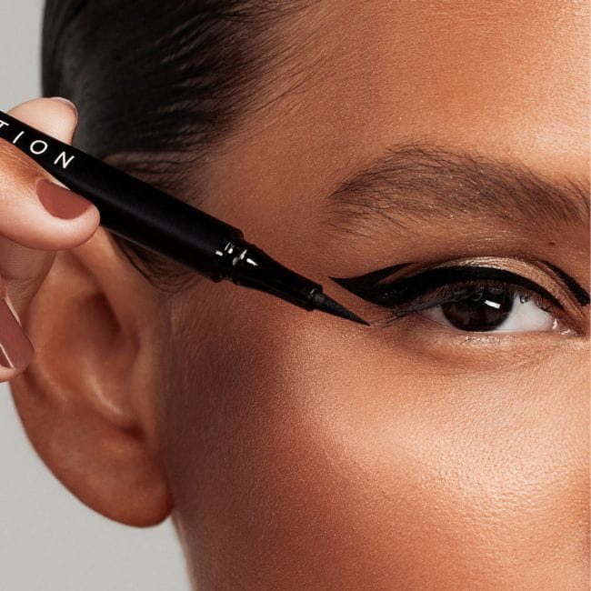 Delineado Gatinho Perfeito para Olhos Pequenos: Passo a Passo