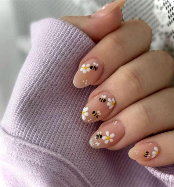 Unhas 3D com Flores: Dicas de Aplicação e Destaque