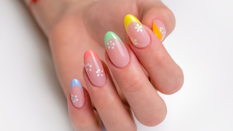5 Técnicas de Unhas Florais para Iniciantes