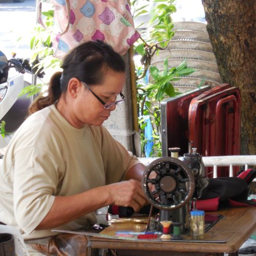 Como Escolher a Cadeira Ergonômica Perfeita para sua Máquina de Costura