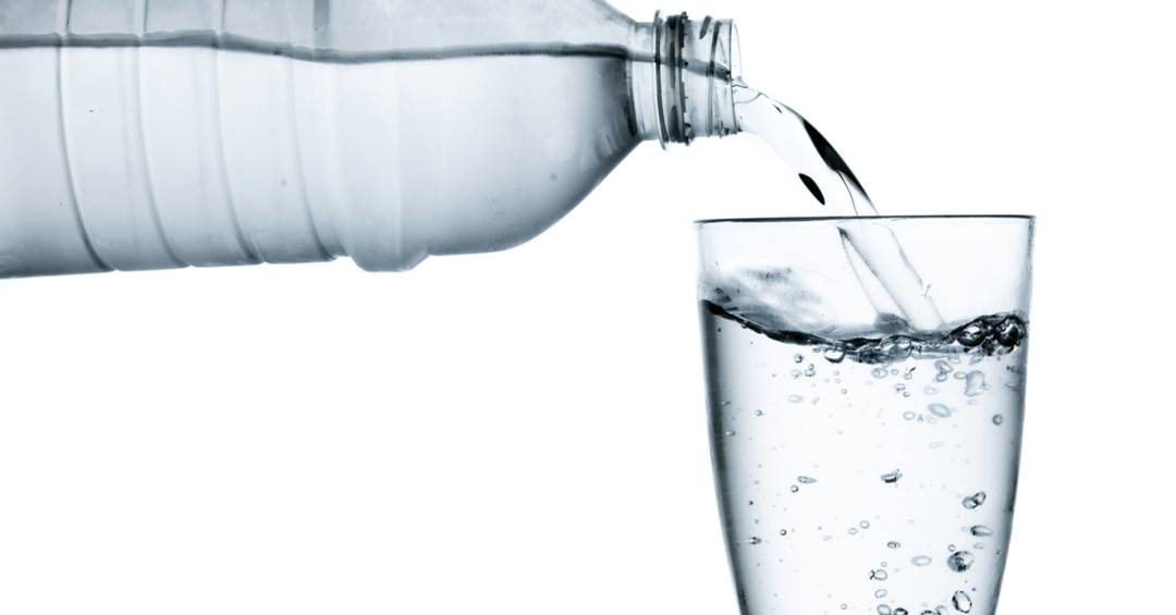 Qual a quantidade certa de água para beber em jejum?