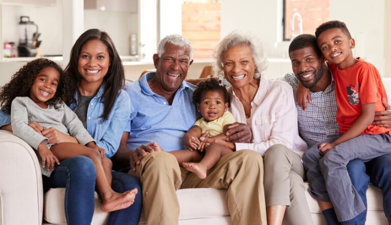 O Que Torna uma Rede de Apoio Realmente Eficaz para Novas Mães?