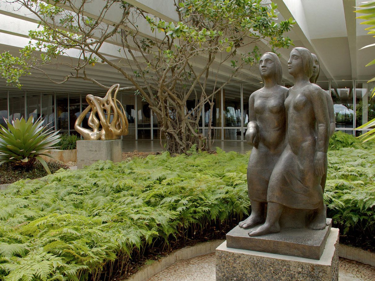 Descubra o 'tesouro escondido' no terraço do Itamaraty