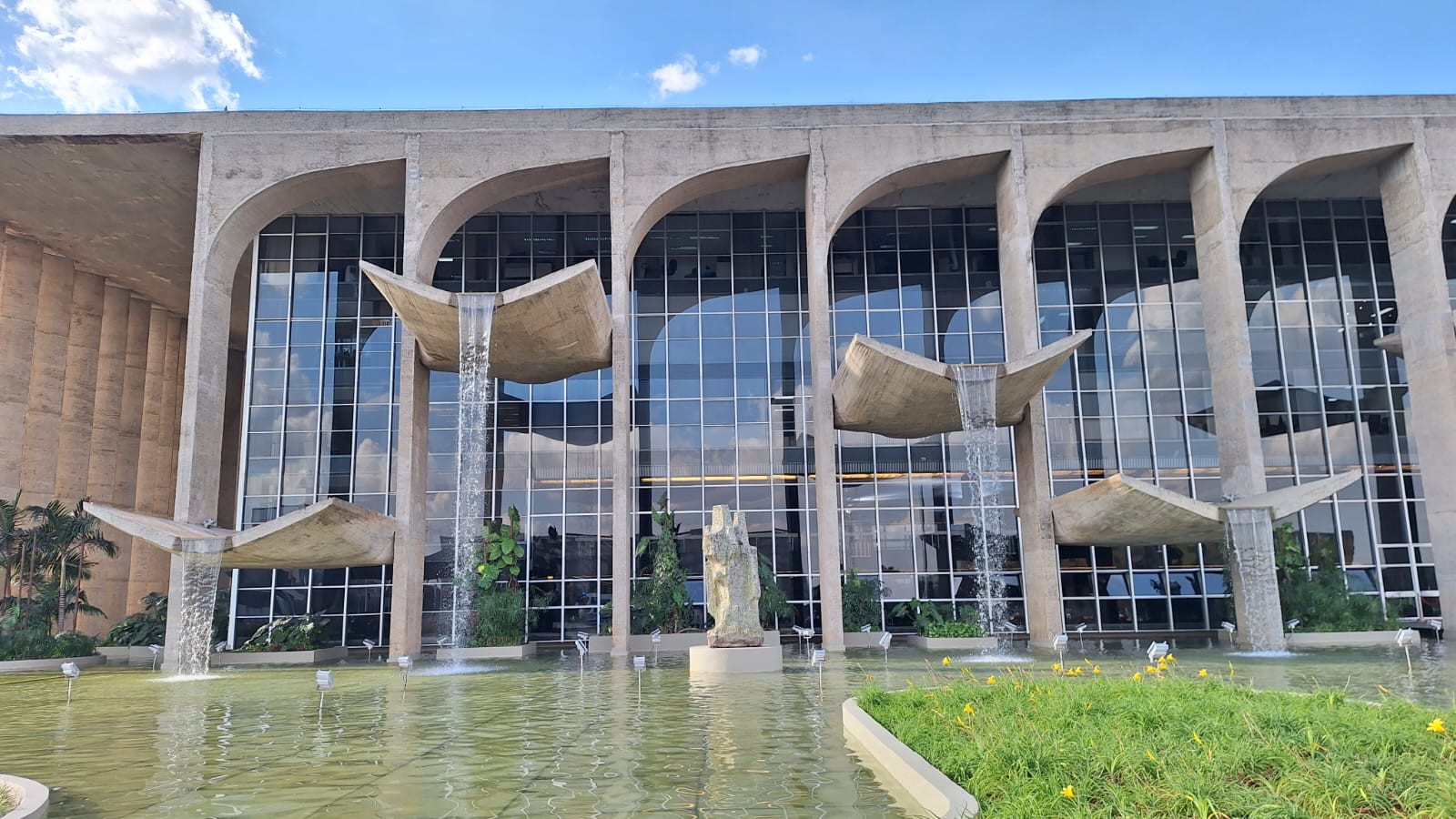 A influência de Roberto Burle Marx no paisagismo de Brasília