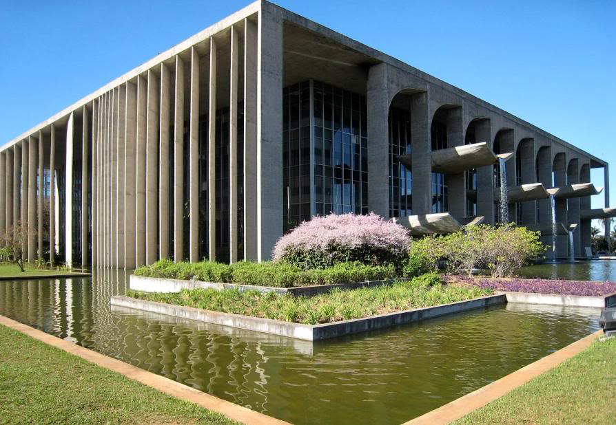 Espécies Nativas Utilizadas por Burle Marx nos Jardins do TCU