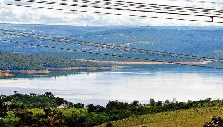 Guia completo de esportes aquáticos no Lago Corumbá