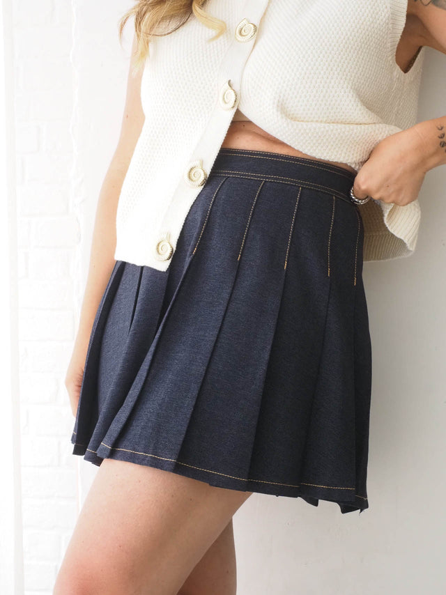 5 looks estilosos com saia de pregas para o verão