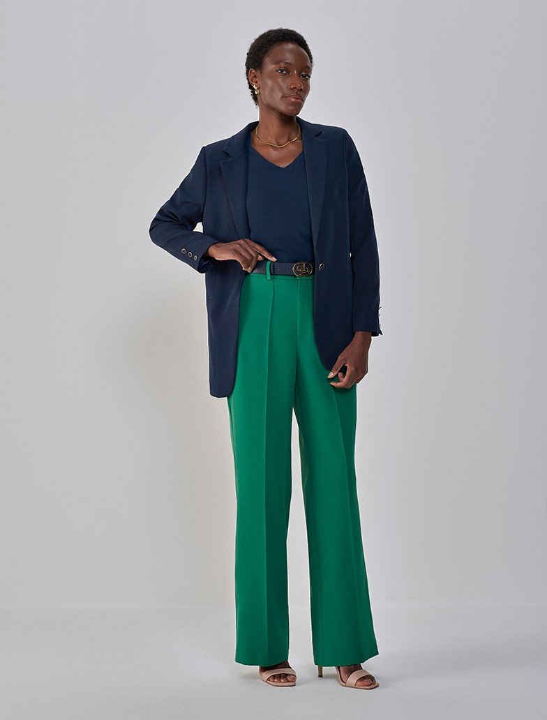 5 looks monocromáticos com calça de alfaiataria