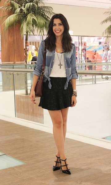 A Camisa Jeans Como Peça Chave para o Trabalho Casual