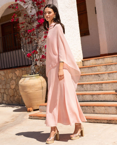 Alfaiataria feminina: Tendências e peças essenciais para o guarda-roupa