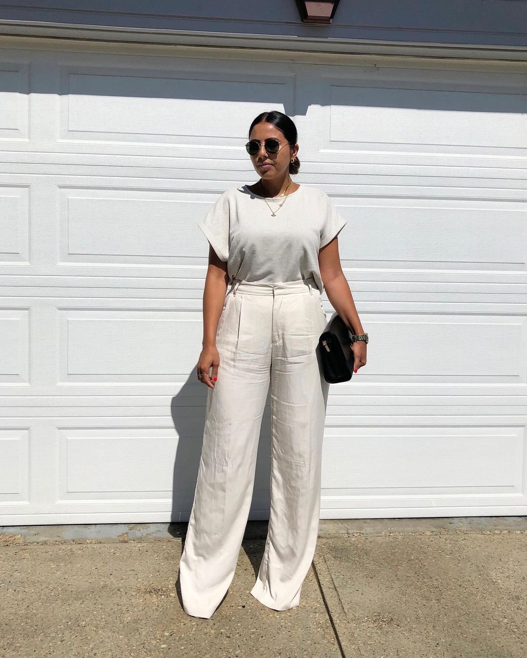 Como escolher o vestido midi perfeito para eventos religiosos