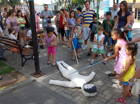 O Testamento do Judas: Humor e Crítica Social